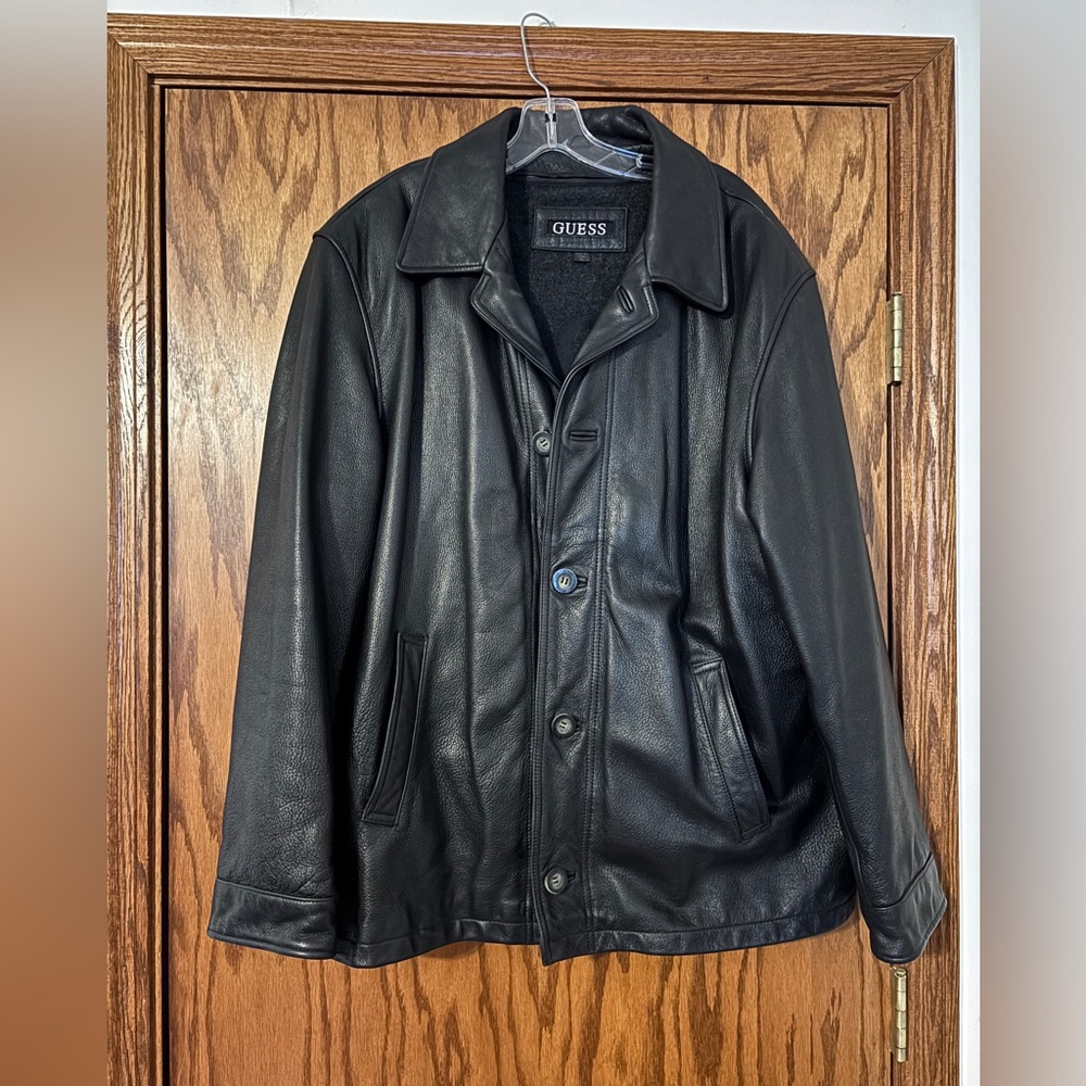 GUESS Men’s Black XL Leather Jacket in Excellent Condition. Worn maybe 3 times.